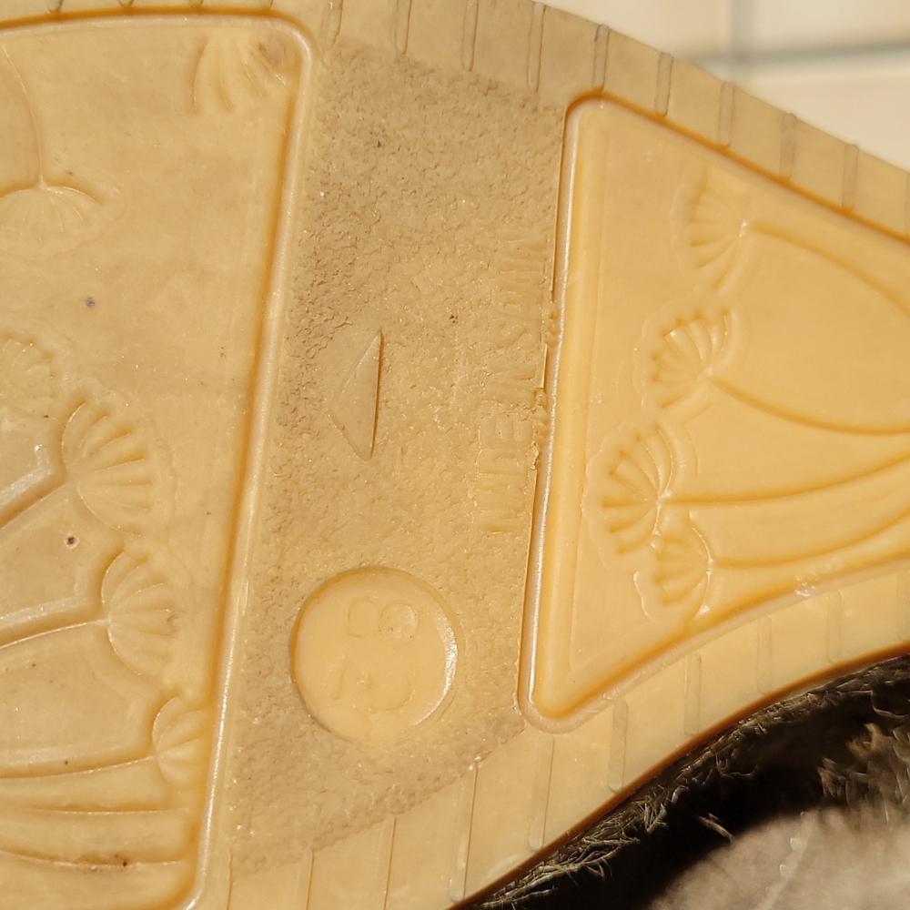 Wedge Suede Shoes - Picture 6 of 7